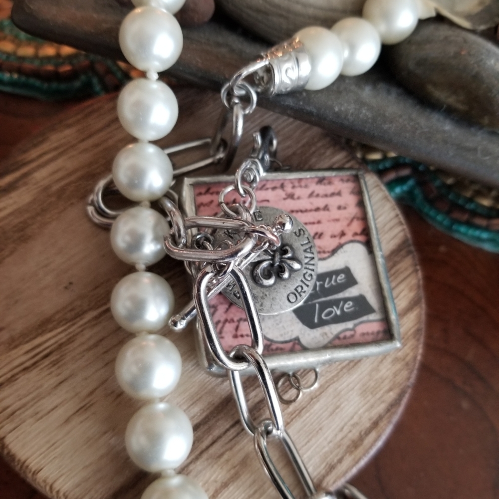 Unique Necklace - Picture 6 of 7